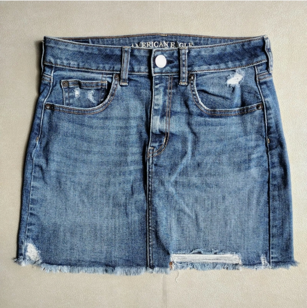 American Eagle Outfitters Super Stretch X Distressed Denim Jean Skirt Sz 6